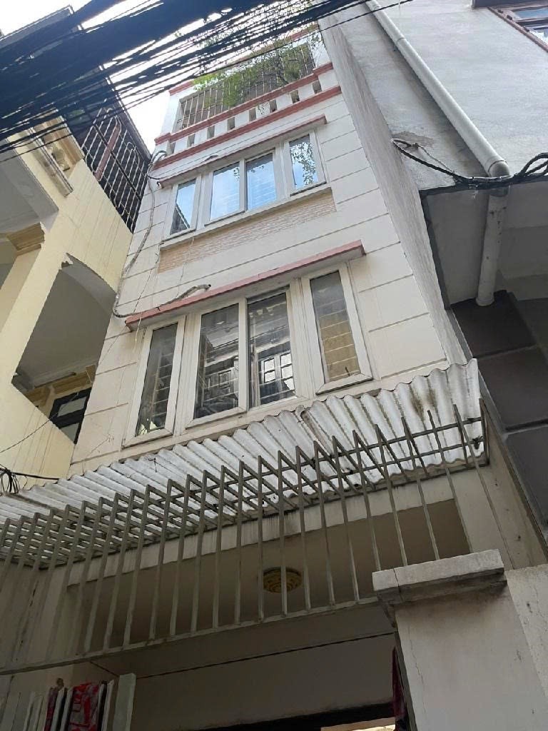 Hoàng Hoa Thám – 6.9 tỷ – Địa chỉ vàng, cần b.á.n nhà 41m2 – 4 tầng – 4PN, nhà đẹp lung linh, mới keng