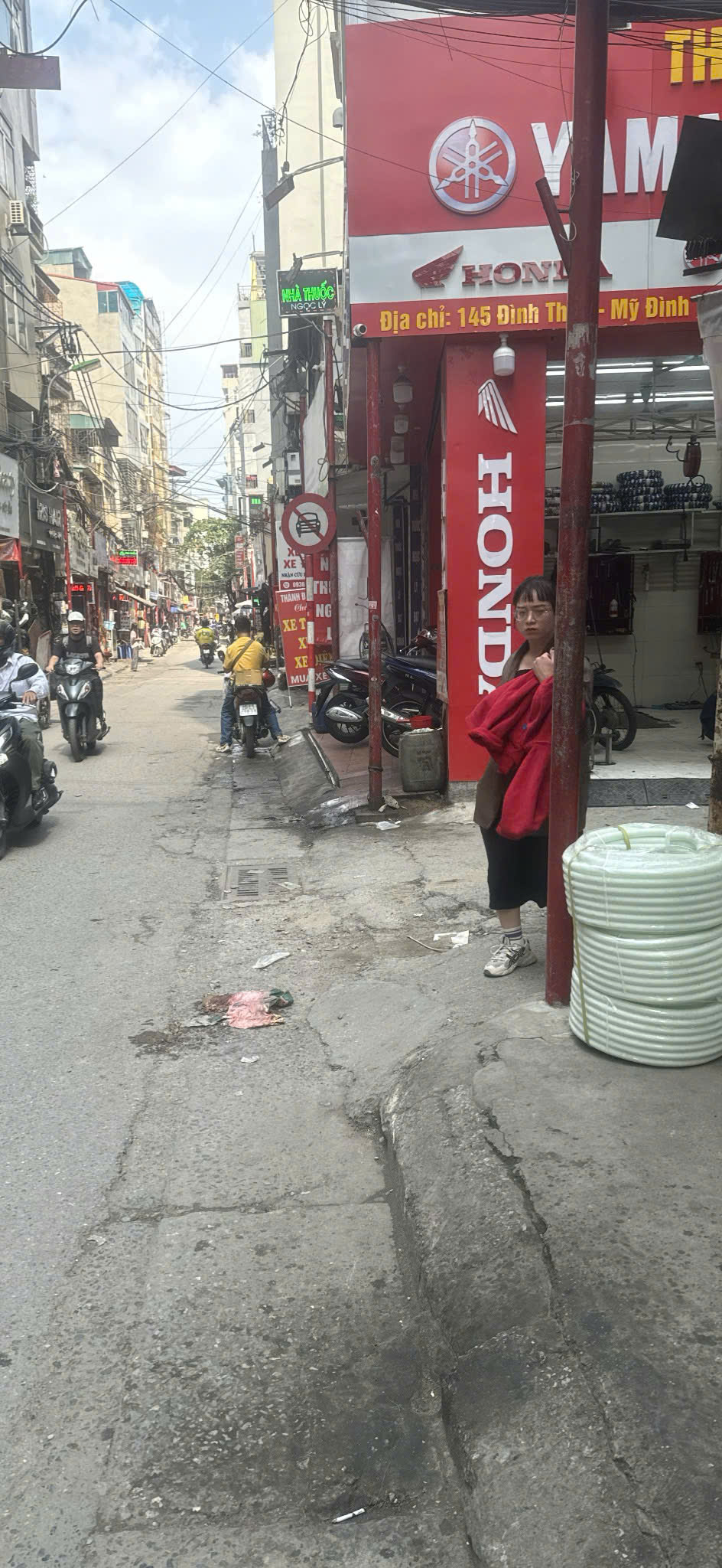 SIÊU PHẨM Nhà mặt phố kinh doanh đang cho thuê – Mặt đường Đình Thôn