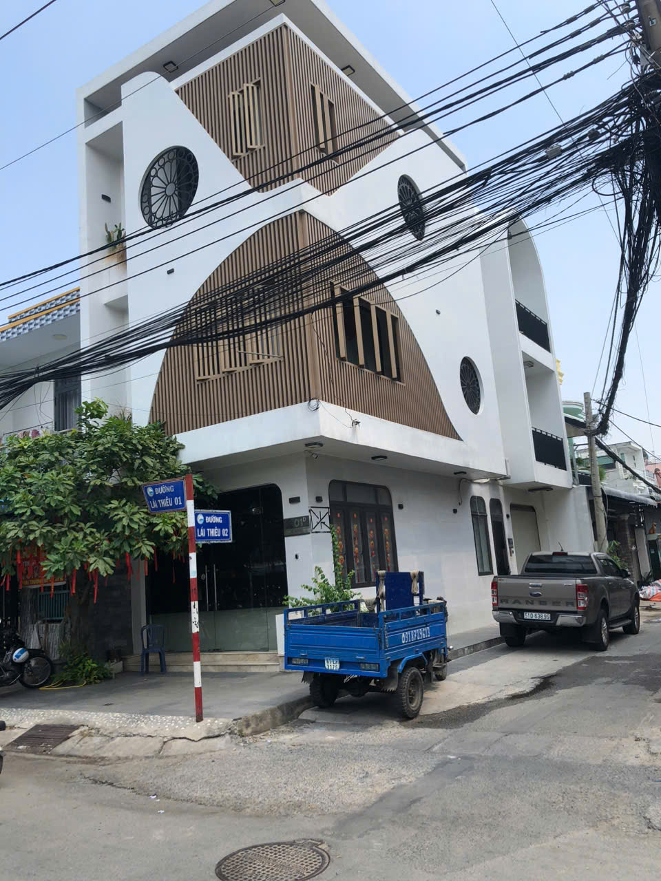 Chủ ngộp hạ 8 tỷ xuống còn 6 tỷ 590 triệu – Nhà góc 2 mặt tiền