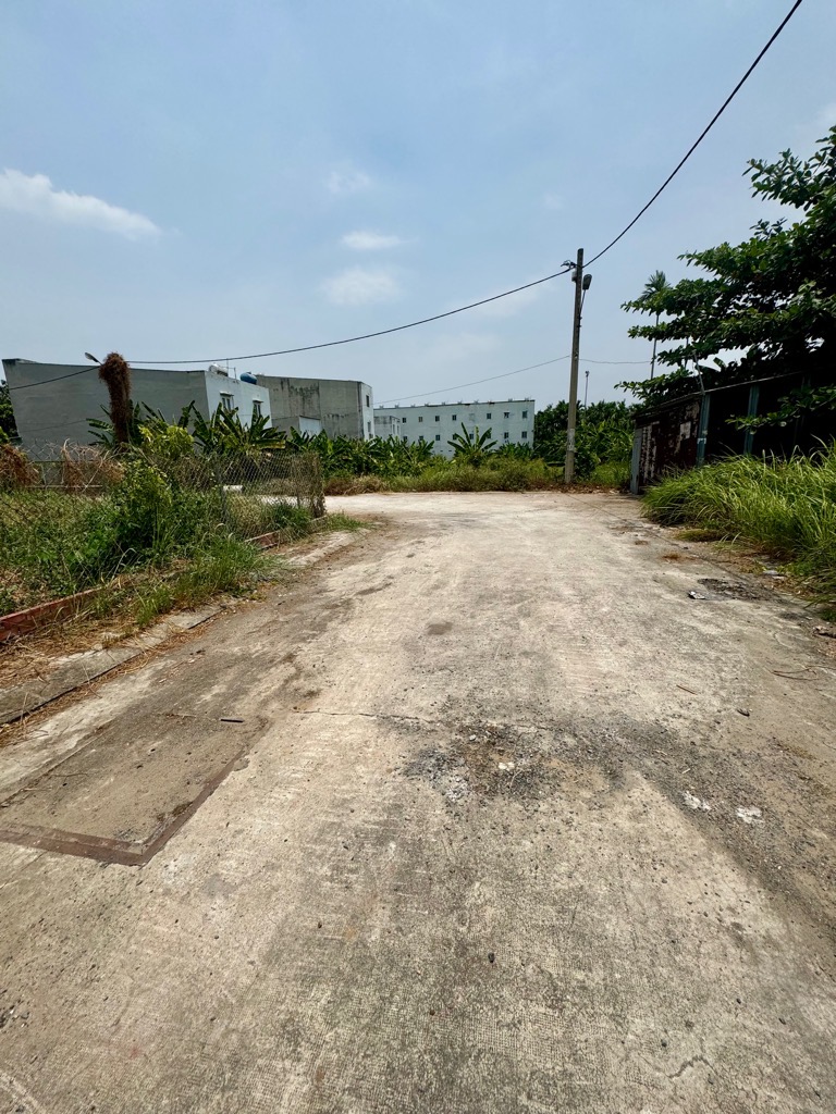 Bán đất Thạnh xuân, quận 12 , 204m2, HXH 8m,  giá chỉ 8.5 tỷ tl