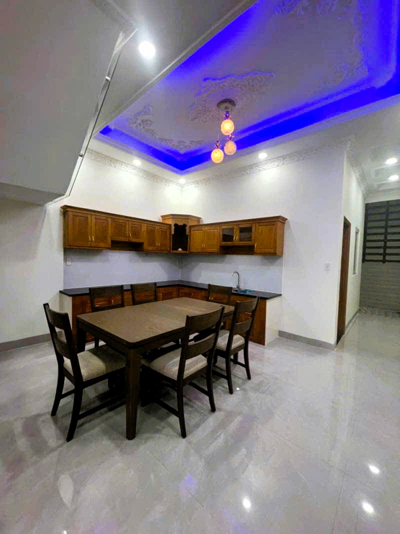 Bán nhà mới toanh 4 tầng, 79m2, mặt tiền 5m Quốc Lộ 13, Hiệp Bình Phước, 8.3 tỷ, sổ hồng hoàn công