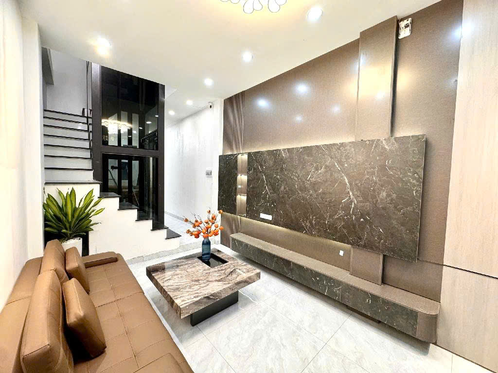 SIÊU PHẨM VẠN PHÚC -Ô TÔ – 5 TẦNG THANG MÁY -FULL NỘI THẤT -KINH DOANH