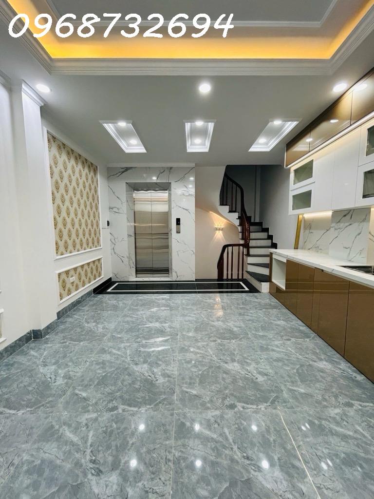 🚗🚗  40M X 6 TẦNG THANG MÁY NHẬP KHẨU – PHỐ TÂY SƠN TRUNG TÂM ĐỐNG ĐA –  Ô TÔ – NHÀ MỚI Ở NGAY – SỔ HOA HẬU🌹🌹🌹