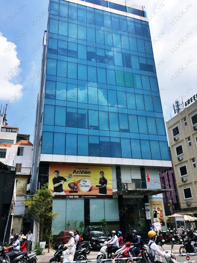Bán mảnh đất vàng duy nhất MP Nguyễn Văn Huyên, Cầu Giấy dt xấp xỉ 400m2, mặt tiền 8-15m, giá cực rẻ