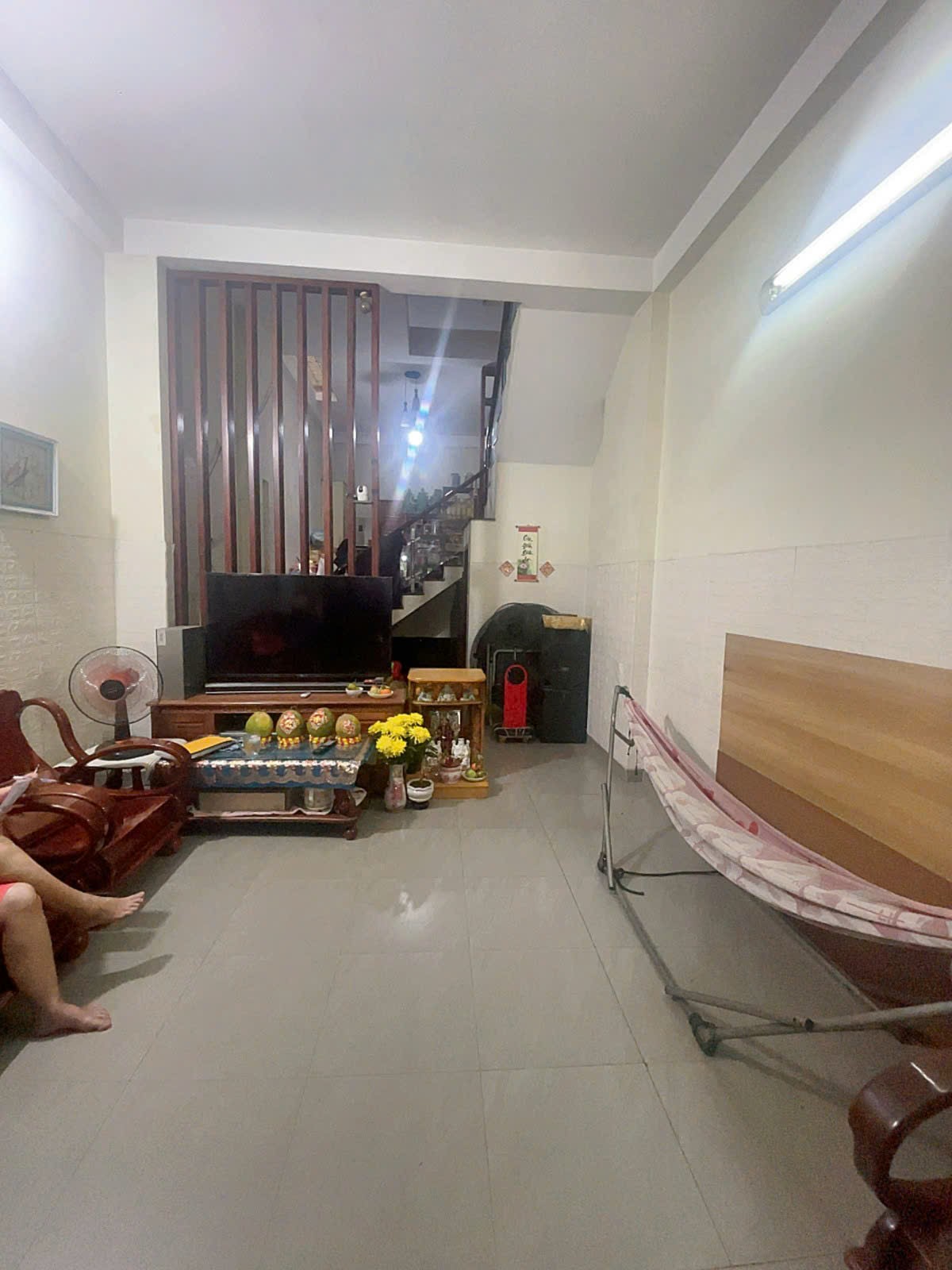 NGAY LÊ VĂN QUỚI 80m2 – 3 TẦNG – 3PN – HẺM XE HƠI –  SỔ HỒNG VUÔNG VỨC – CHỈ NHỈNH 6 TỶ