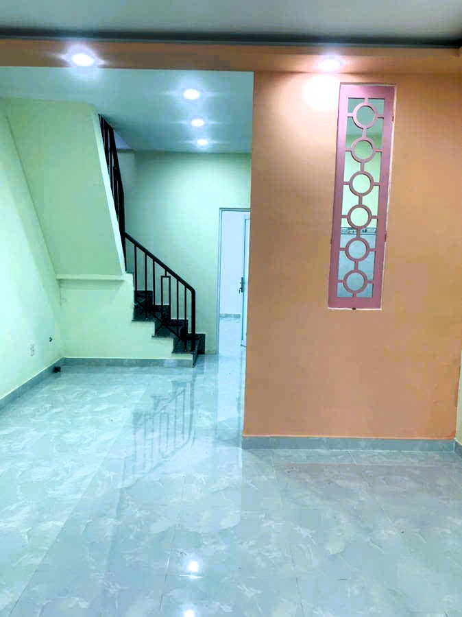 Bán gấp nhà HXH đường 48, Hiệp Bình Chánh, 61m², 3 tầng đẹp, 6.2 tỷ