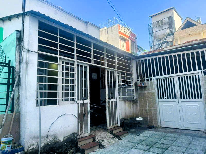 Bán nhà đường 27 Hiệp Bình Chánh 5x17m, đang cho thuê 12tr/tháng