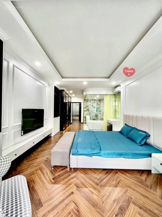 Cực hiếm – bán gấp nhà phân lô Giảng Võ, 78m2 x 7T, thang máy – 2 mặt thoáng, chỉ 19,5 tỷ!