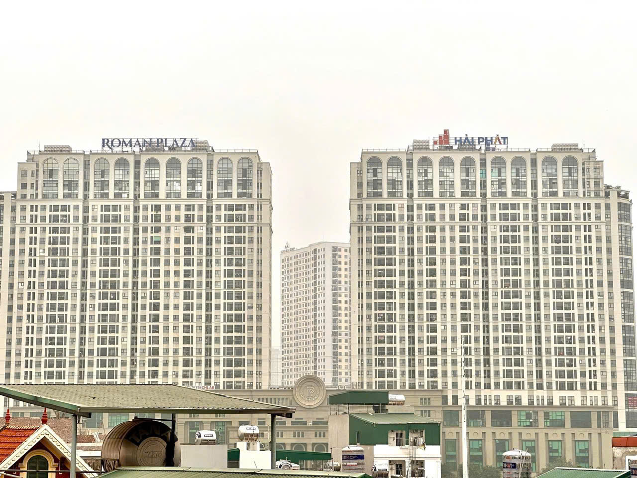 6 TẦNG THANG MÁY, Ô TÔ QUA. KHU SẦM UẤT, HAI THOÁNG, TƯƠNG LAI RẠNG NGỜI