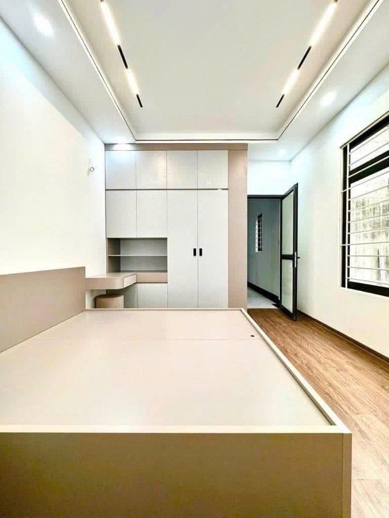 NHÀ DÂN XÂY – TRUNG TÂM MINH KHAI-10M RA MẶT PHỐ -FULL NỘI THẤT-GẦN HỒ