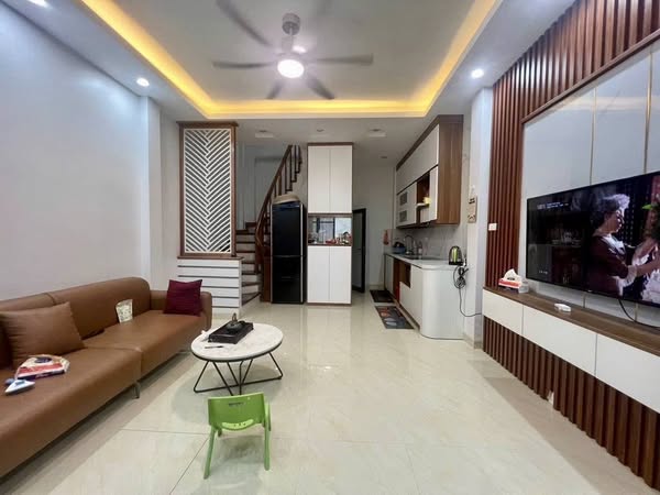 Hiếm có khó tìm, nhà mới Lai Xá – Hoài Đức, 45m x 5T, chỉ 5.75 tỷ, ô tô đỗ cửa, view hồ cực chất