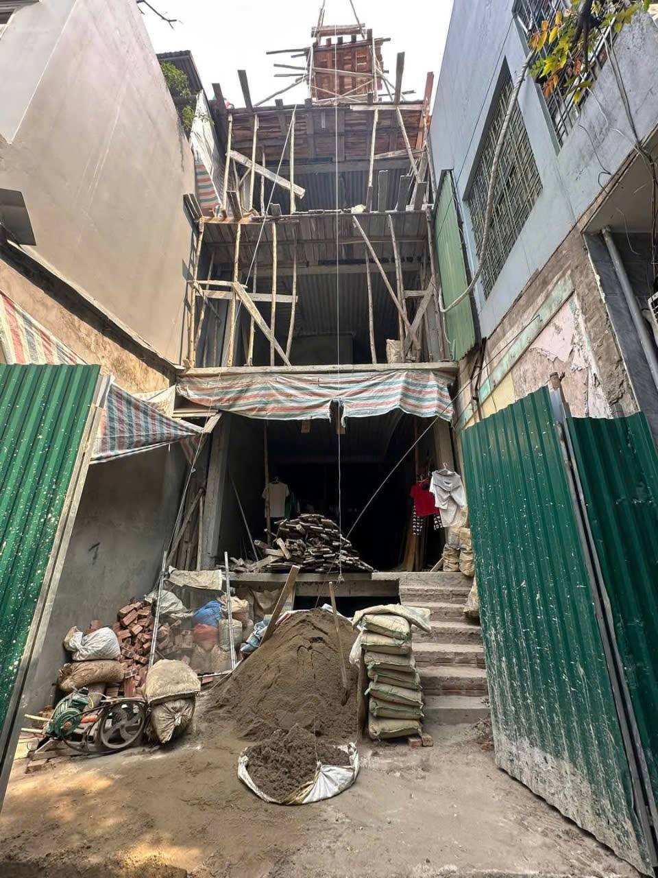 SIÊU PHẨM PHỐ TRẦN KHÁT TRÂN – NGÕ THÔNG Ô TÔ QUA NHÀ –  LÔ GÓC 2 THOÁNG – 55m X 5 TẦNG MT5M 11 TỶ