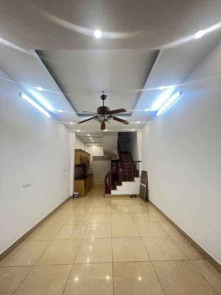 VIP ĐƯỜNG LÁNG – ĐỐNG ĐA – PHÂN LÔ Ô TÔ ĐỖ – 2 THOÁNG TRƯỚC SAU –  GẦN PHỐ KINH DOANH GIÁ 12.2 TỶ