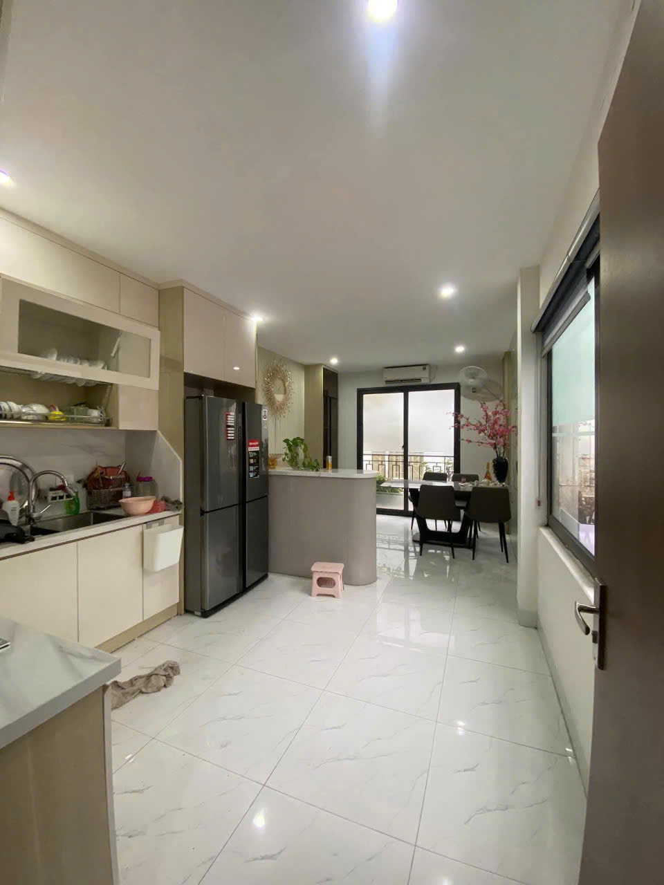 NHÀ ĐẸP ĐỐNG ĐA – ĐƯỜNG TRƯỜNG CHINH – Ô TÔ – THANG MÁY – KINH DOANH 40m – 6 tầng – 14 tỉ
