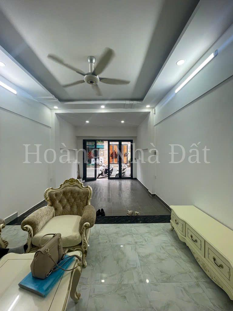 Nhà phố đường 10m Huỳnh Tấn Phát, 4x16m, 3 tầng, 6.8 tỷ