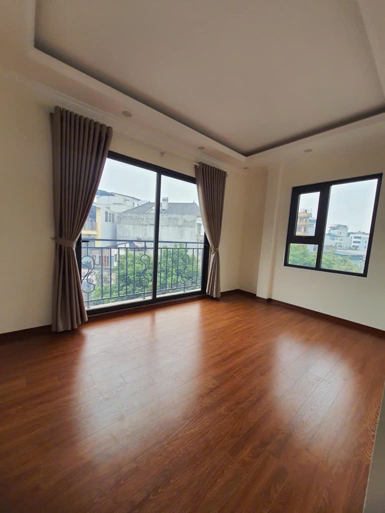 LÔ GÓC 2 THOÁNG – THÔNG KINH DOANH – GARA Ô TÔ – THANG MÁY