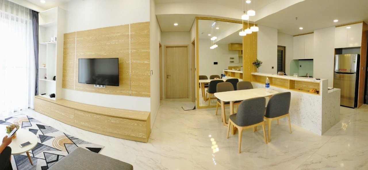 cho thuê căn midtown M5 PMH 2 pn giá 1100$