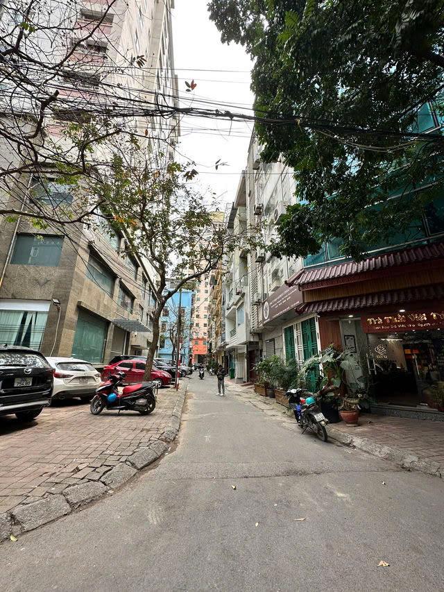 BÁN GẤP 6 TẦNG TRẦN DUY HƯNG, Ô TÔ TRÁNH, 60M2 MT 4.5M NHỈNH 30 TỶ