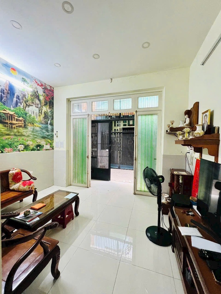 Bán nhà HXH Lê Thiệt, Hòa Thạnh, trung tâm Tân Phú, 36m² – 4.2×9 – 2 tầng, chỉ hơn 4 tỷ