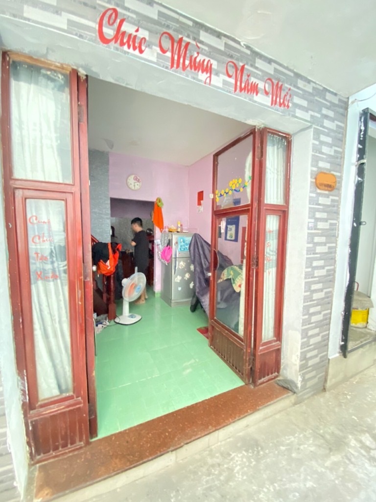Bán nhà Lũy Bán Bích, Tân Phú, sát Đầm Sen, 2 tầng, chỉ hơn 1 tỷ