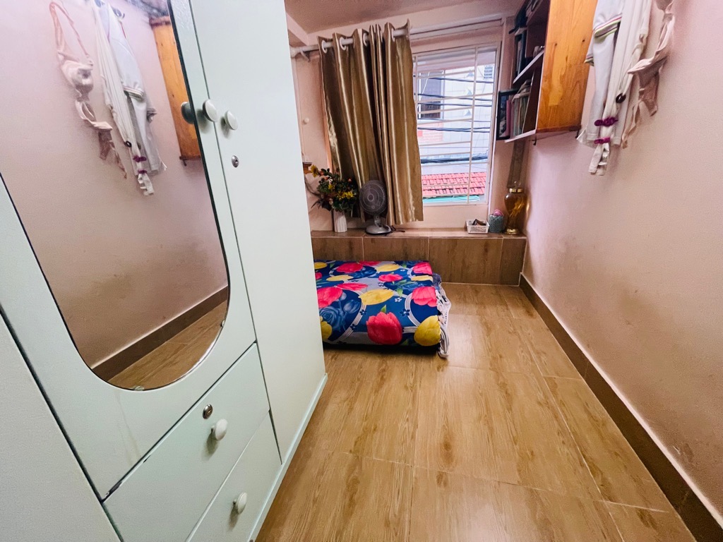 Bán nhà HXT Lê Ngã, gần Âu Cơ, Tân Phú, 3 tầng, chỉ hơn 1 tỷ
