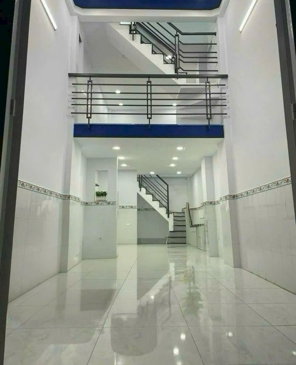 Bán nhà Đường số 3, gần Lê Văn Quới, giáp Tân Phú, 28m2 – 3×10 – 3 tầng, chỉ hơn 3 tỷ.