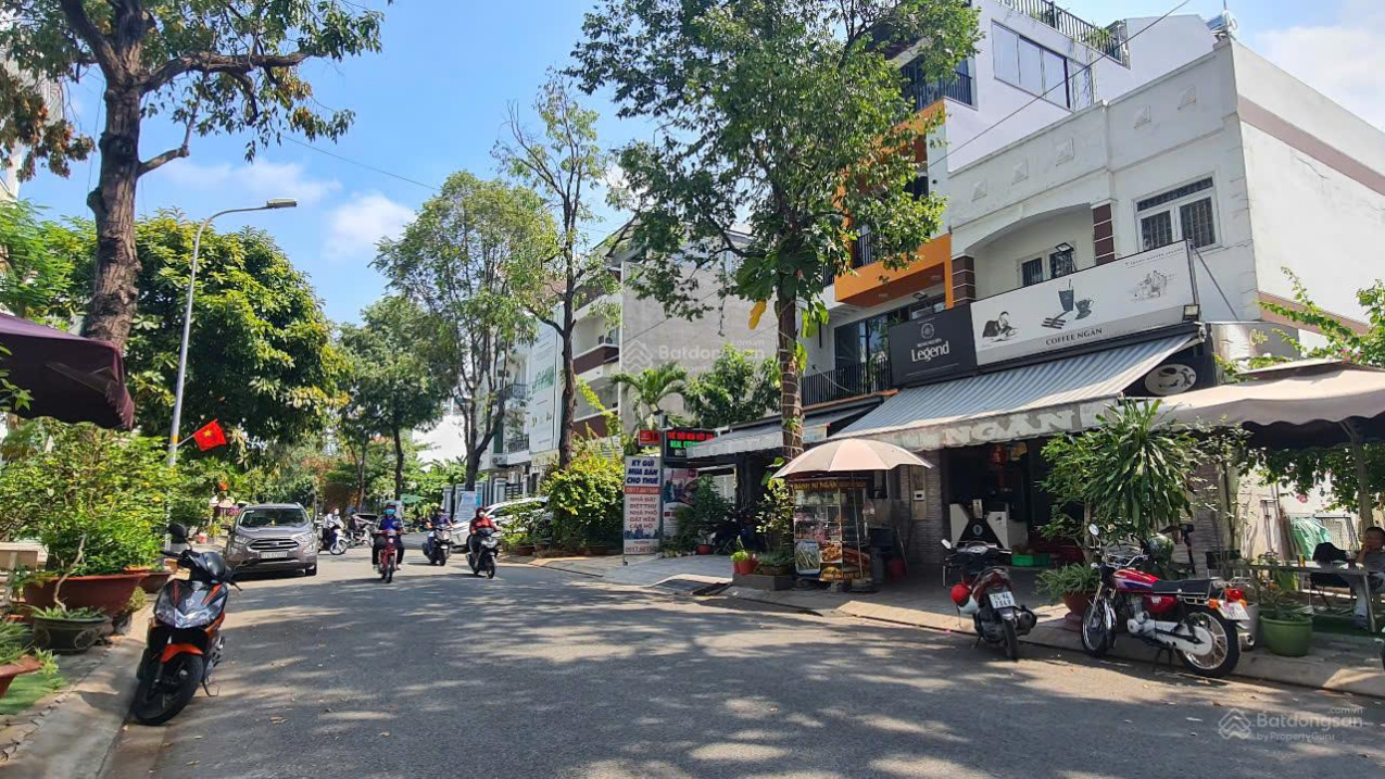Bán biệt thự KDC cao cấp gần Bến xe Q.8- 4 tầng, 8PN, 140m2  ngang 7m – 13.999 tỷ (còn TL). Lh: 0909797545