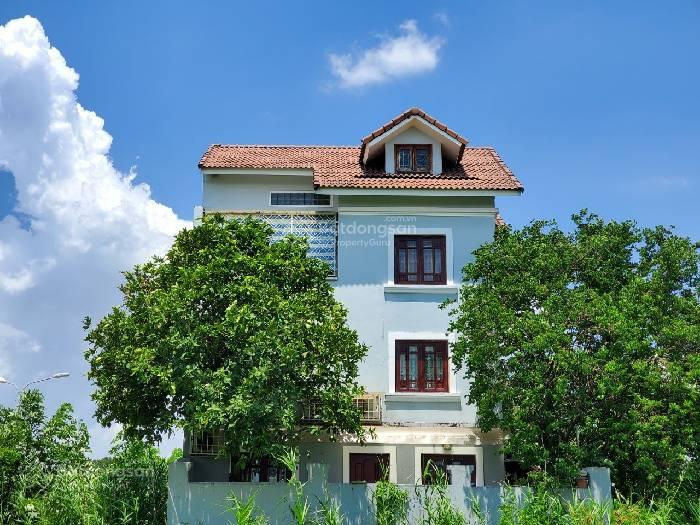 Bán biệt thự Làng Việt Kiều Giáp Quận 8 – 4 tầng, 200m2 ngang 10m – đ – nhỉnh 12 tỷ. Lh: 0909797545