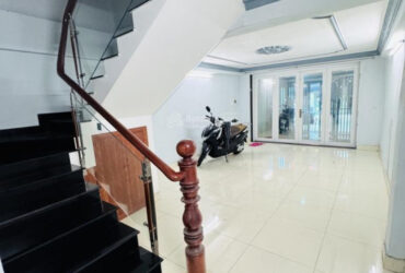 Bán nhà mặt tiền kinh doanh ngay An Dương Vương, Quận 8, 4x15m, giá nhỉnh 6 tỷ nhẹ. Lh: 0939345129