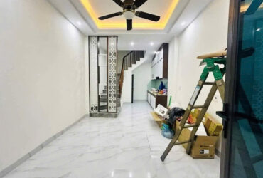 NHÀ ĐẸP XÃ KIM CHUNG, HOÀI ĐỨC-30M-3 NGỦ-MẶT TIỀN 3,7M- VÀI BƯỚC Ô TÔ QUA NHÀ-GIÁ 3,9 TỶ