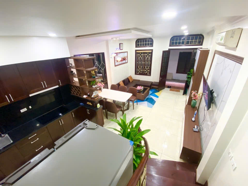 SIÊU PHẨM – SIÊU HIẾM – NHÀ ĐẸP – TẶNG FULL NỘI THẤT -20M Ô TÔ TRÁNH