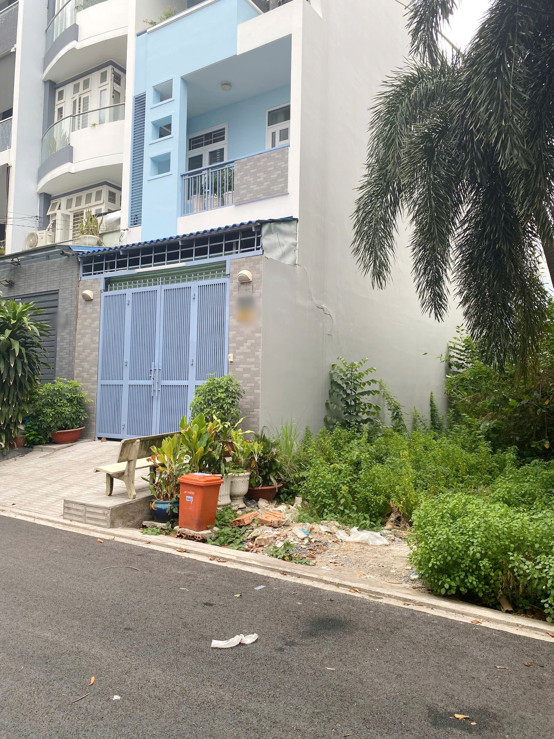 Bán lô đất mặt tiền khu dân cư phong Phú 5 đối diện bến xe Q8