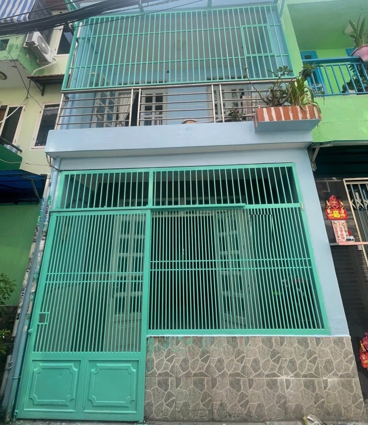 Bán nhà Lạc Long Quân, gần Âu Cơ, Tân Bình, 32m² – 4×8 – 2 tầng, chỉ hơn 3 tỷb