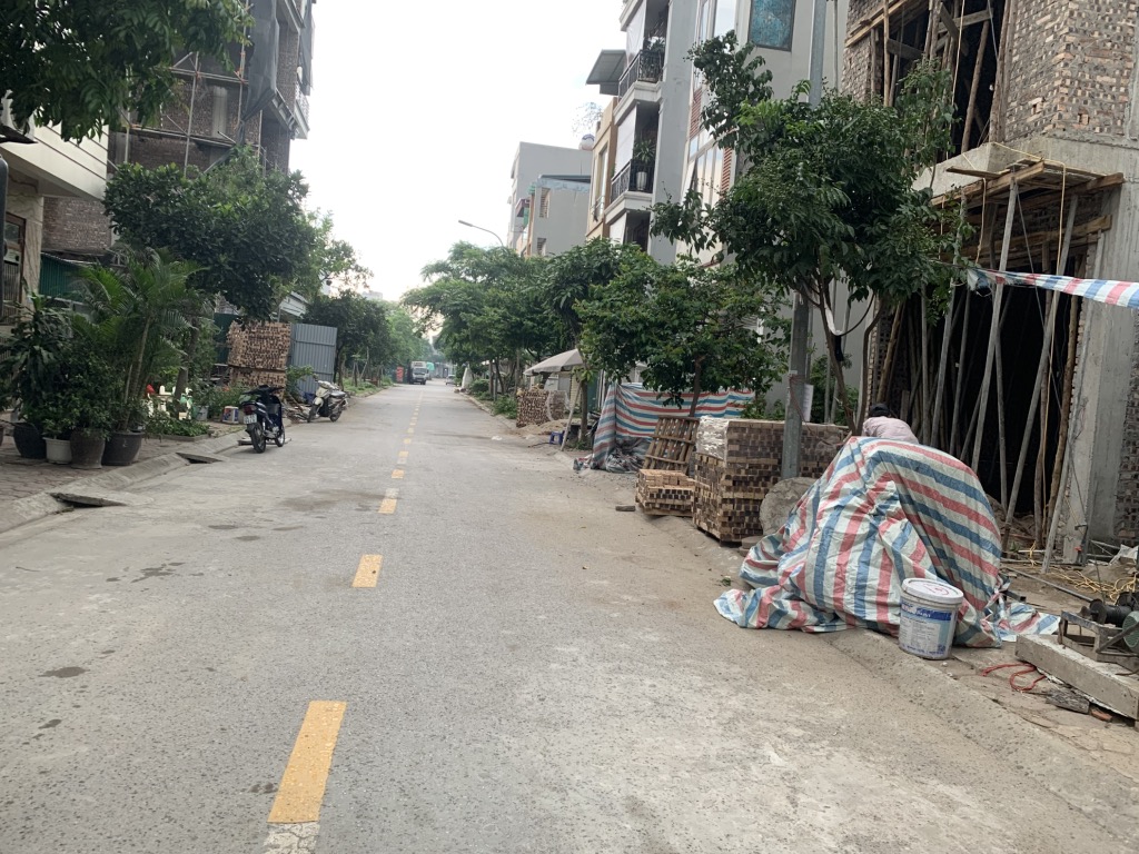 BÁN NHÀ THẠCH BÀN nhỉnh 16 tỷ 60m KHU PHÂN LÔ VỈA HÈ 2 MẶT THOÁNG,LONG BIÊN