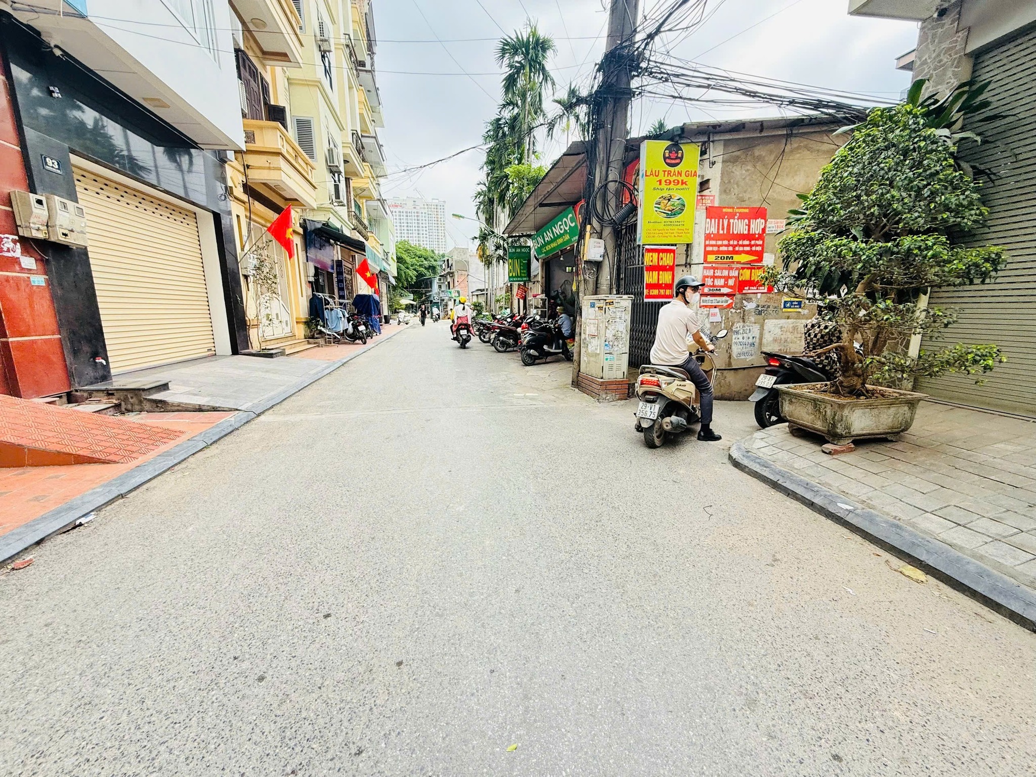SIÊU PHẨM – MẶT PHỐ NGUYỄN KHẢ TRẠC CẦU GIẤY- KINH DOANH SIÊU ĐỈNH – GARA Ô TÔ – 22 TỶ