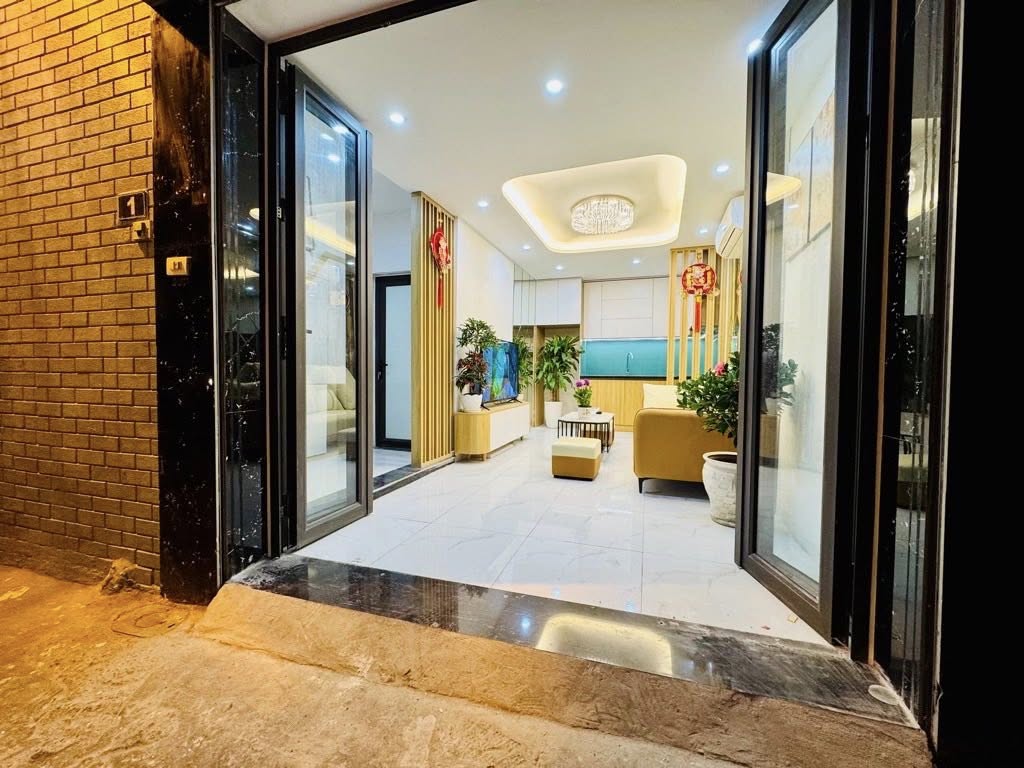 ✨ SIÊU HOT – NHÀ ĐẸP NHƯ SPA – NGÕ THÔNG – FULL NỘI THẤT ✨3 NGỦ KHÉP KÍN – GẦN TIMES CITY – NHỈNH 6 TỶ!