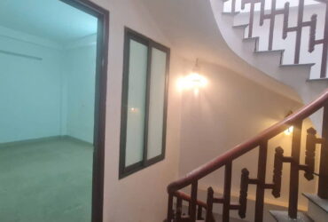 BÁN NHÀ MẶT PHỐ  Quang Trung 55m2X5 tầng mặt tiền  3.3, 15.2 tỷ Hà Đông