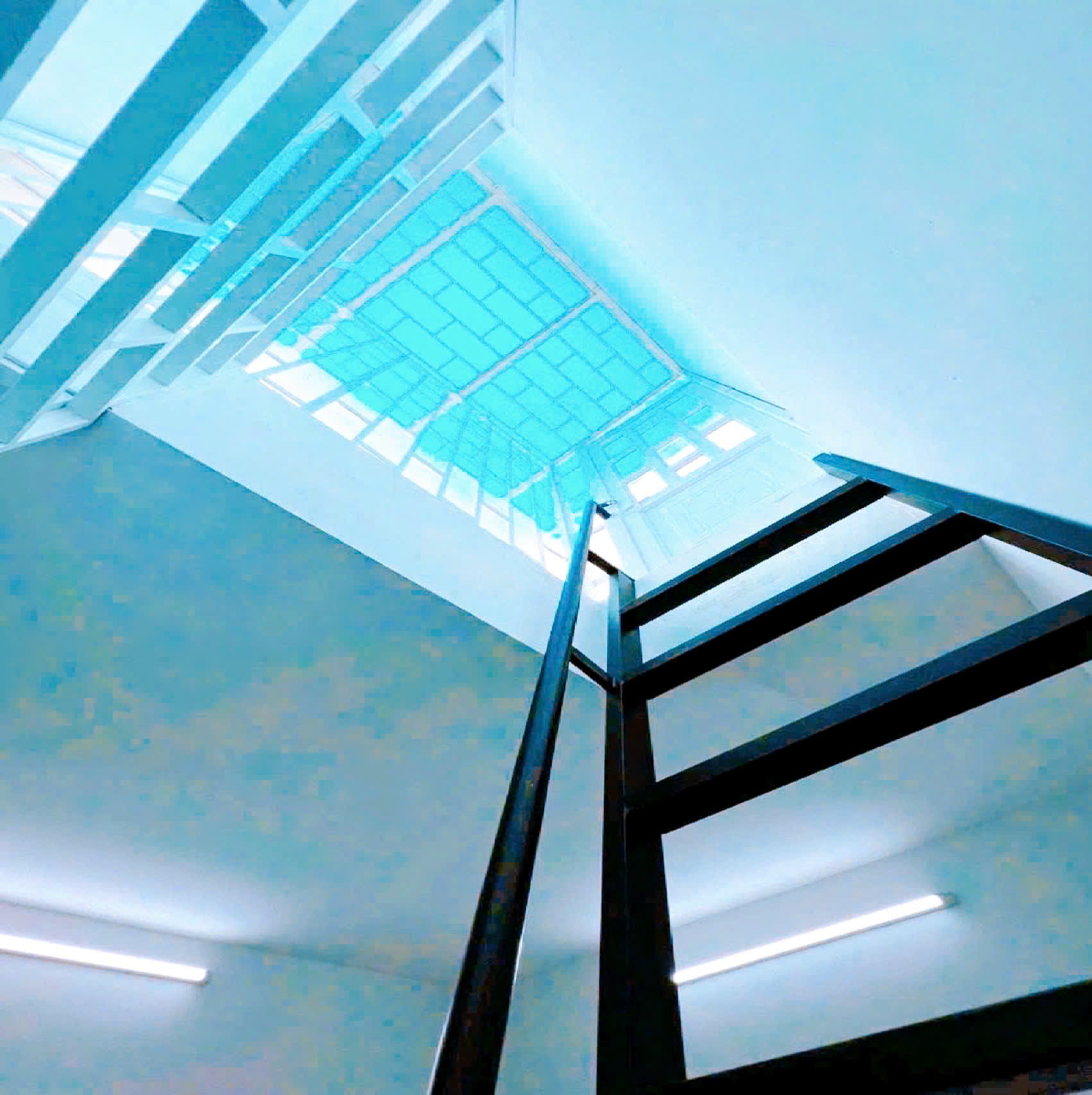 Bán nhà Hẻm Ô tô Quận 3, Lê Văn Sỹ, Diện tích vuông vức 46 m2, Giá 12.9 tỷ
