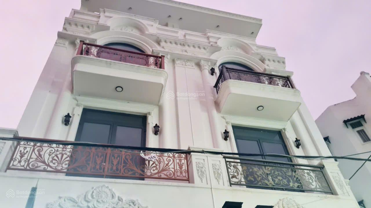 BÁN CẶP MẶT TIỀN MAI HẮC ĐẾ, P.15, Q.8, 4 TẦNG BTCT ,128m2,  NGANG 10  HOÀN CÔNG ĐỦ