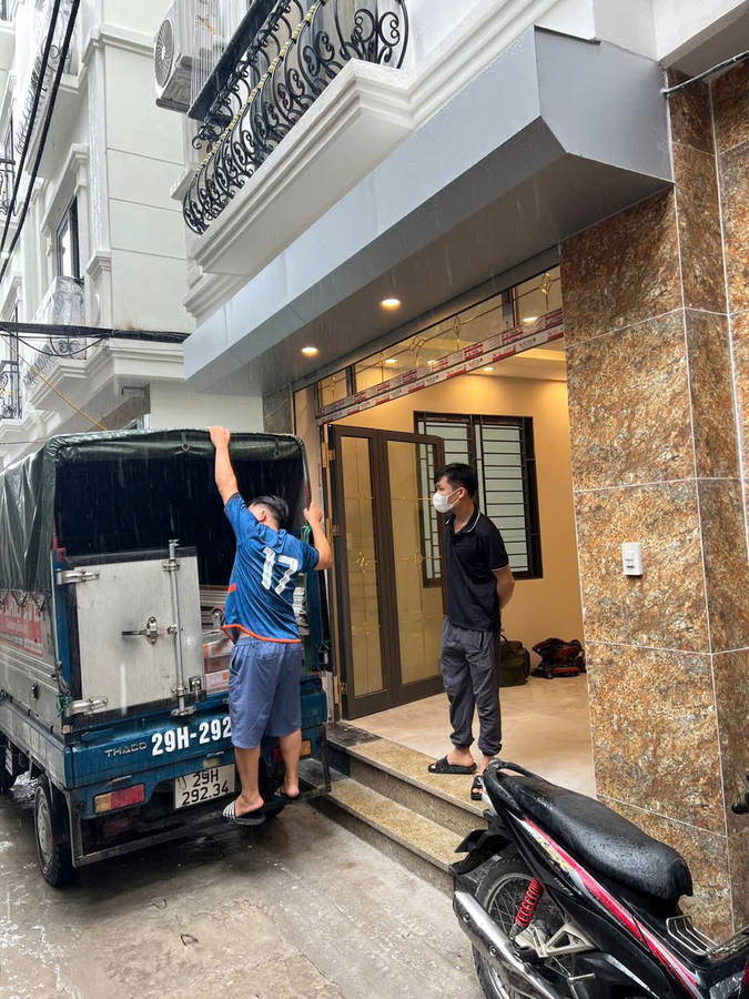 khu vực phân lô Văn Phú , Hà Đông,mặt tiền rộng, nhà thiết kế hiện đại , nội thất cao cấp, có thang máy, gara oto, khu vực phát triển từng ngày,
