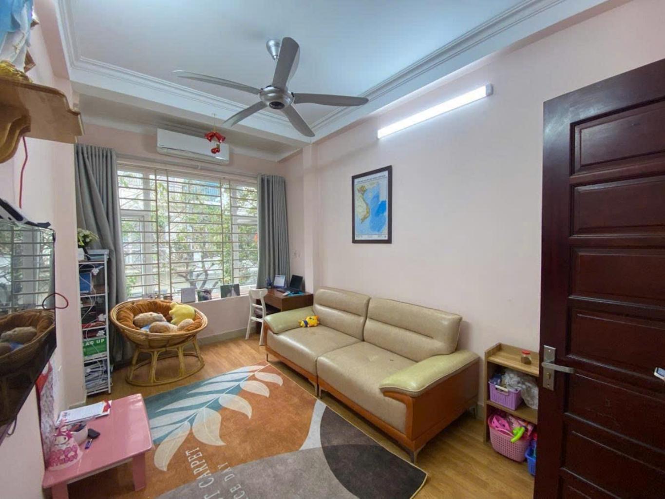 Bán Nhà 4 Tầng Văn Phú đẹp lung linh, Vị Trí Đẹp, Kinh Doanh Đỉnh, 
Ô tô đỗ cửa 46m2 giá chỉ 12,5Tỷ