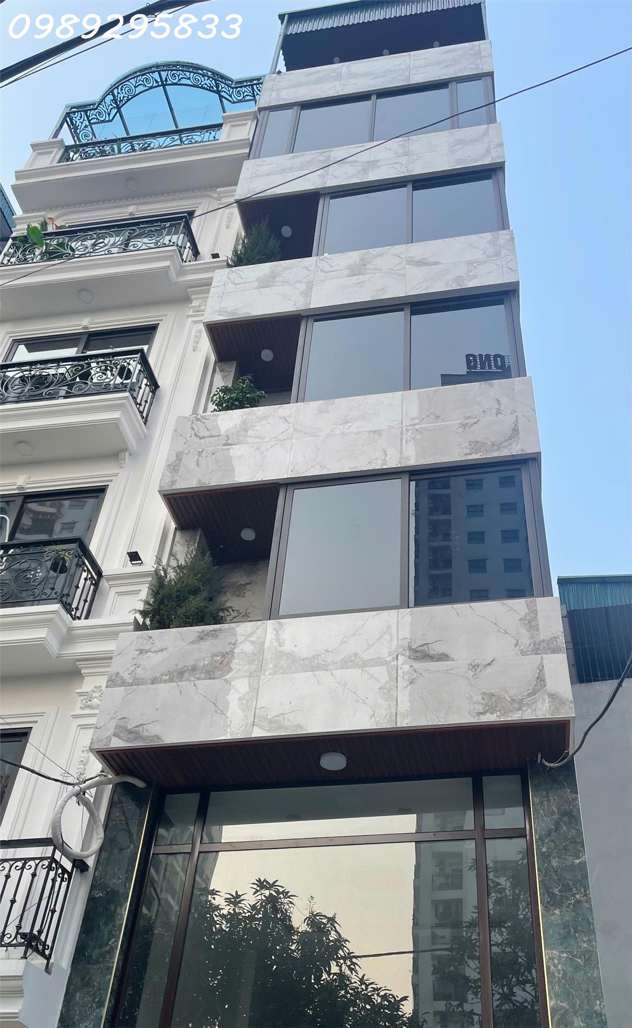 BÁN NHÀ PHÚC LỢI – LÔ GÓC – OTO VÀO NHÀ- DÒNG TIEN 20TR/THÁNG GIÁ CHỈ 10 TỶ