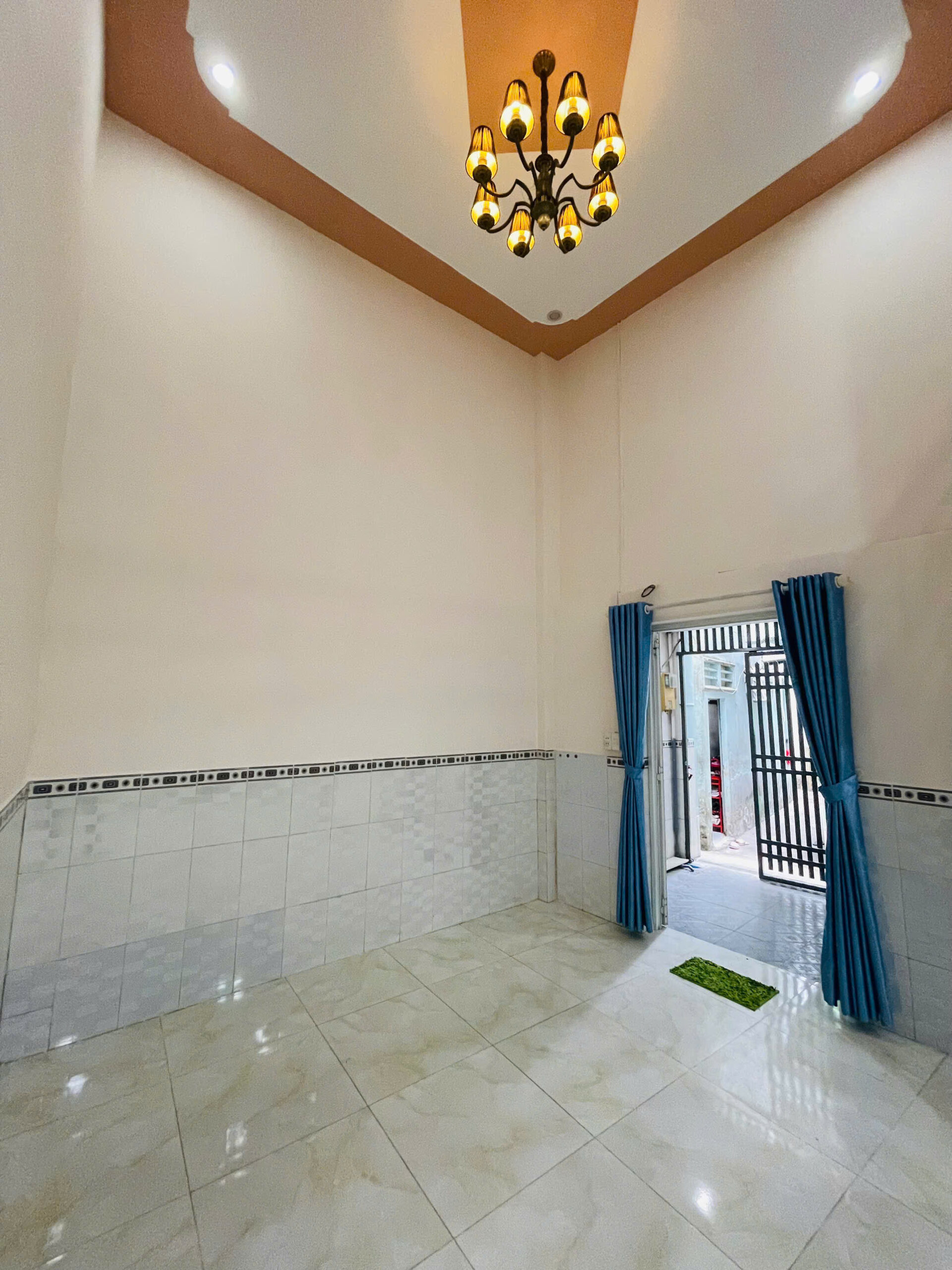 Bán nhà hẻm đường 14 Linh Chiểu gần chợThủ Đức, sổ riêng 48m2