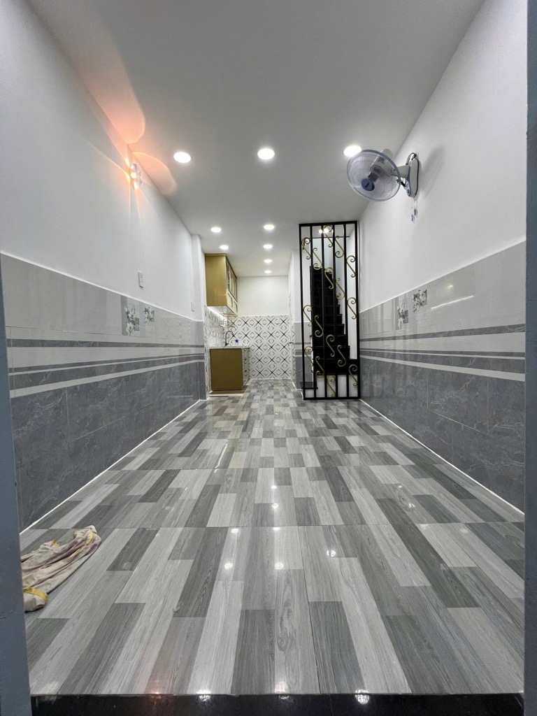 Bán nhà mặt tiền Đường số 8, Bình Tân gần Aeon Tân Phú, 20m2 – 3×7 – 2 tầng, chỉ hơn 2 tỷ.