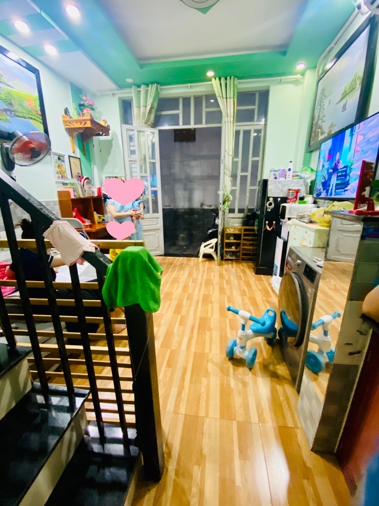 Bán nhà Nguyễn Thị Tú, gần ngã tư Gò Mây, Bình Tân, 24m2 – 3.8×5 – 2 tầng, chỉ hơn 1 tỷ.