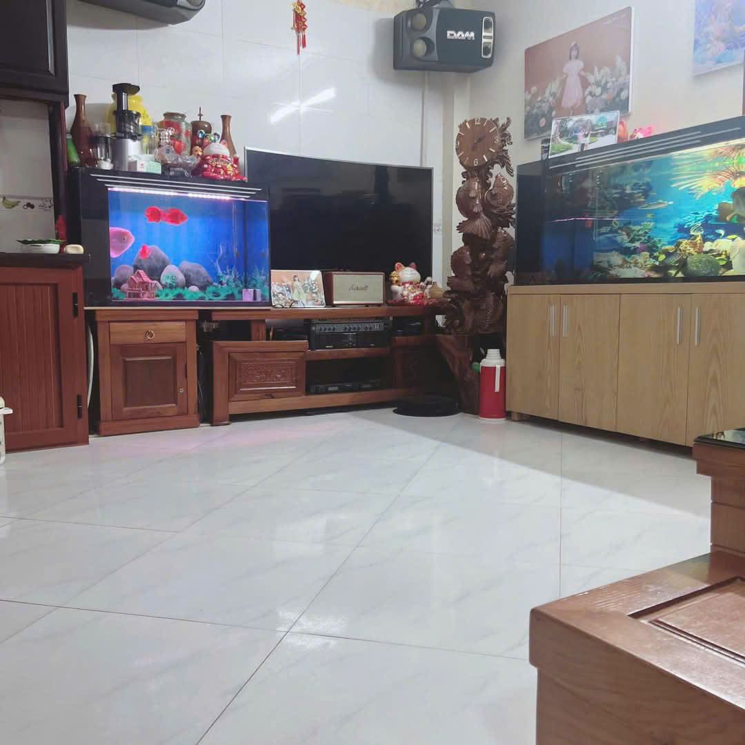 Bán nhà 3 tầng, 4phòng ngủ, khách, bếp – DT 31m thực tế sử dụng 35m
