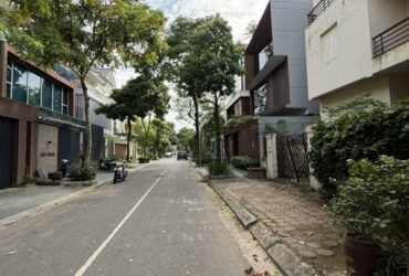 NHÀ VƯỜN VIỆT HƯNG 75 tỷ 200m VỈA HÈ RỘNG,KINH DOANH ĐỈNH,LONG BIÊN HÀ NỘI
