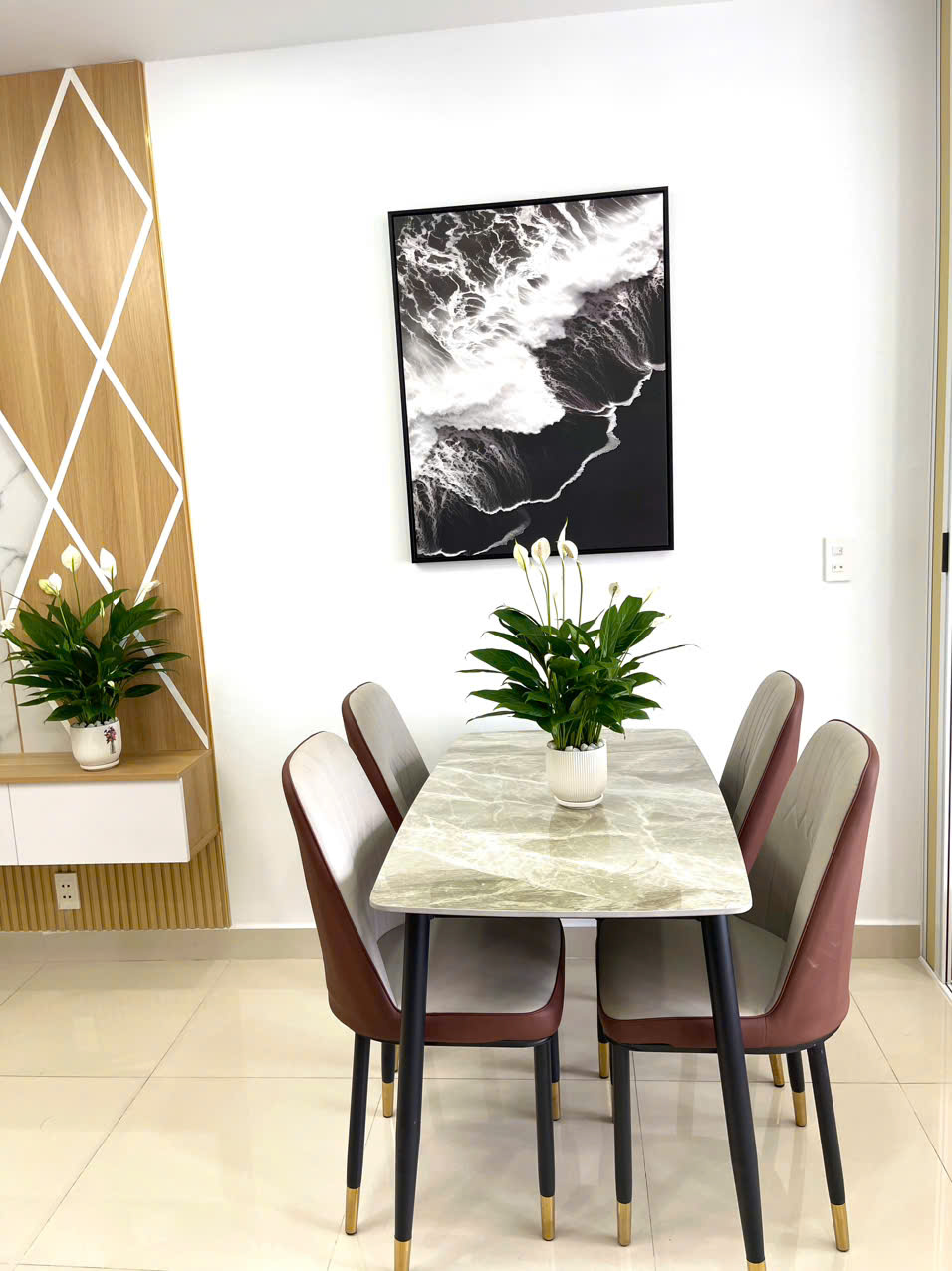 Bán căn hộ Ct6 – Tầng 4 Vĩnh Điềm Trung.
📌Giá bán: 1 tỷ 675k. Bao thuế phí sang tên