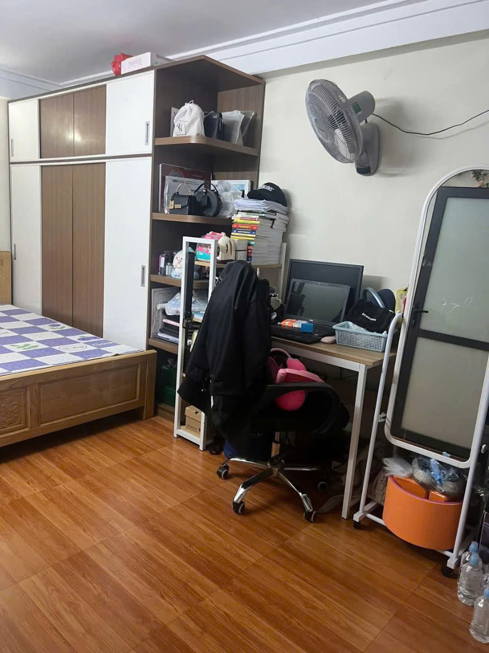 Bán nhà 3 tầng, 4phòng ngủ, khách, bếp – DT 31m thực tế sử dụng 35m