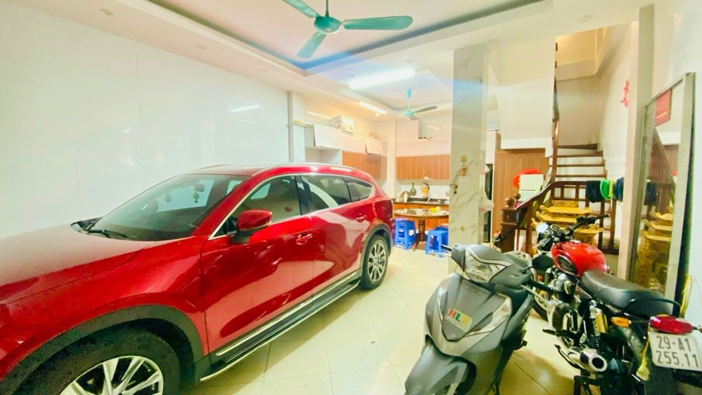 NHÀ KHU DV TÂY NAM LINH ĐÀM  – PHÂN LÔ THÔNG THOÁNG – Ô TÔ VÀO NHÀ – THANG MÁY CHẠY EM DU – 60M x 5 TẦNG – SĐCC – LH: EM PHÚ – CALL: 0969577586